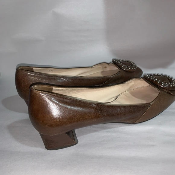 PRADA size 40.5 brown calfskin pumps w/buckle - Picture 7 of 13